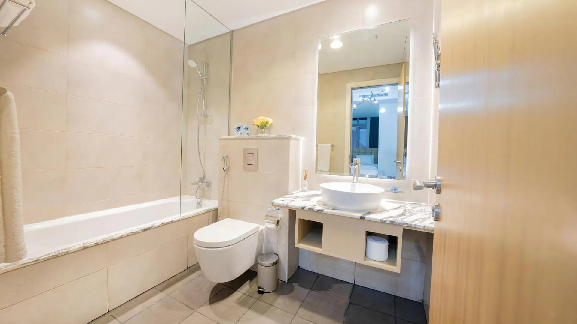 Appartamento Paramount Midtown Hotel, Burj Khalifa Views Dubai