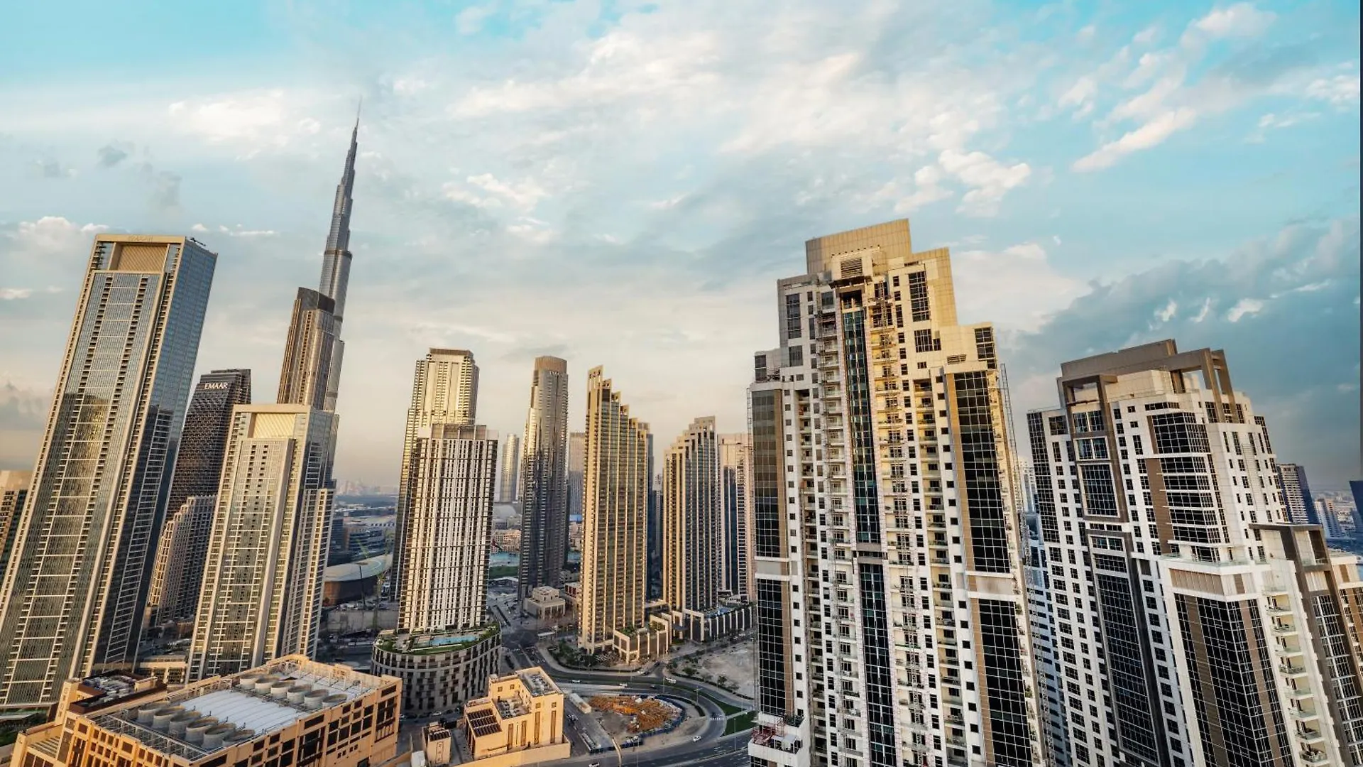 Paramount Midtown Hotel, Burj Khalifa Views Dubai